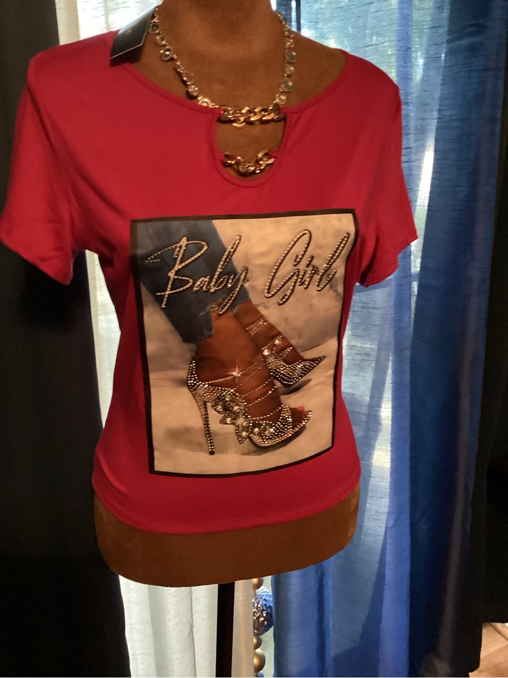 Cropped Red Baby Girl Graphic Tee